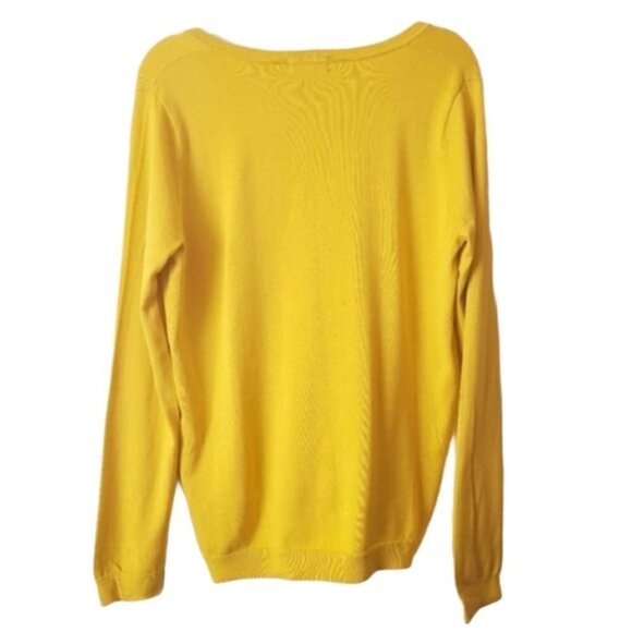 Lands' End | Men's Yellow V-Neck Sweater (Size Medium) - Picture 8 of 8